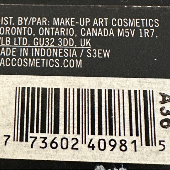 MAC Makeup Star Trek eyelashes discontinued - Picture 3 of 5